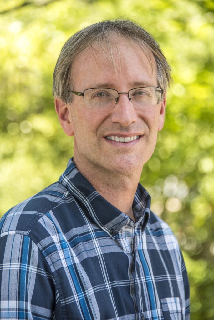 headshot of Glenn Roberts Jr.